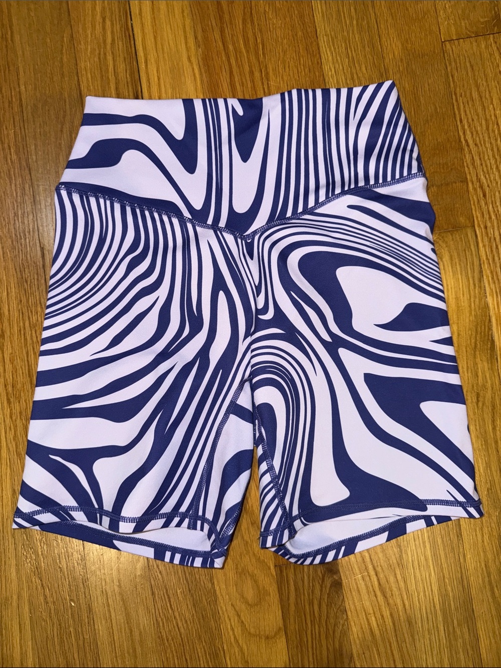 Women's High-Rise Purple Swirl Bike Shorts